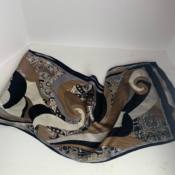 Oscar de la Renta black/brown paisley floral print silk scarf